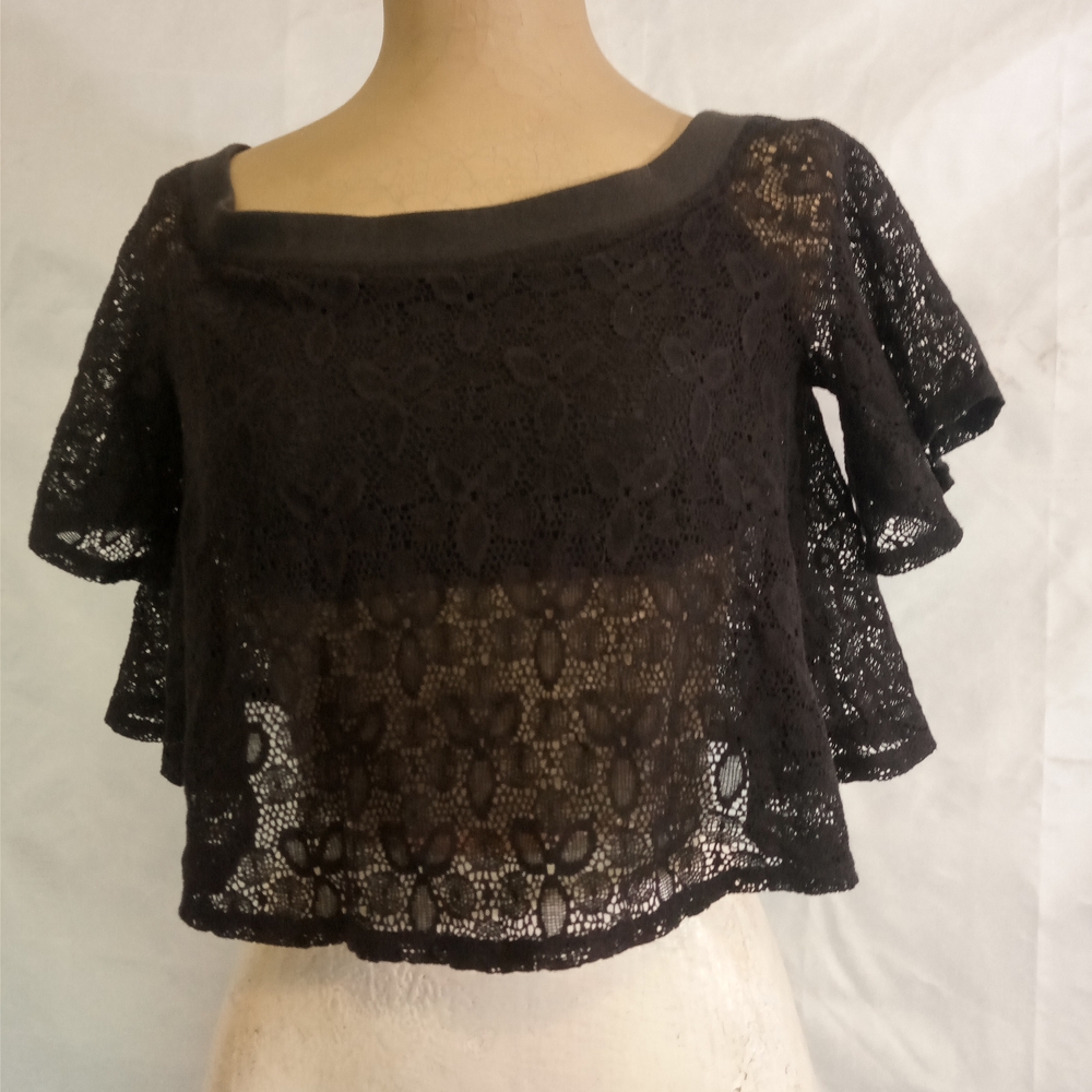 Black Lace Layered Short Sleeve Crop Top